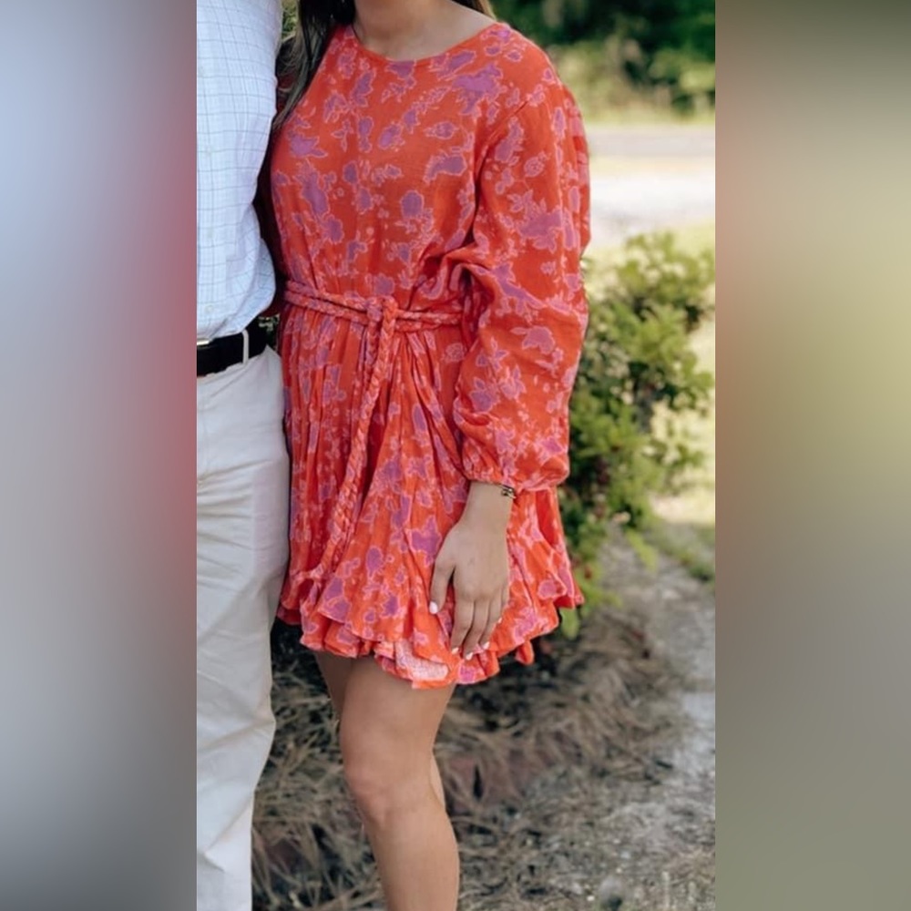 Dress! - Picture 2 of 2